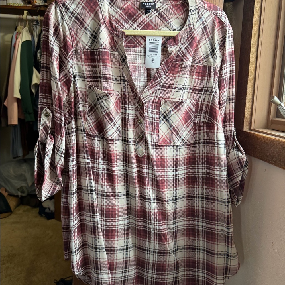Torrid Checkered Blouse in Burgundy and Cream